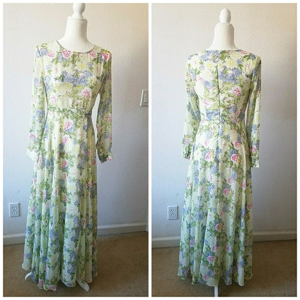 Floral chiffon, full maxi long sleeve dress. Lined